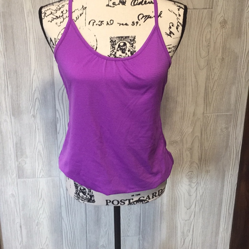purple workout tank